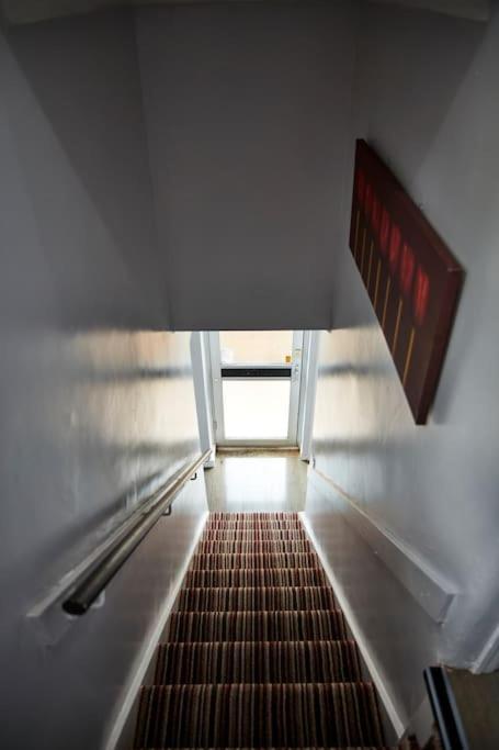 *Little Haven In Leeds* ¤Private Parking¤ Ensuite Leeds  Bagian luar foto