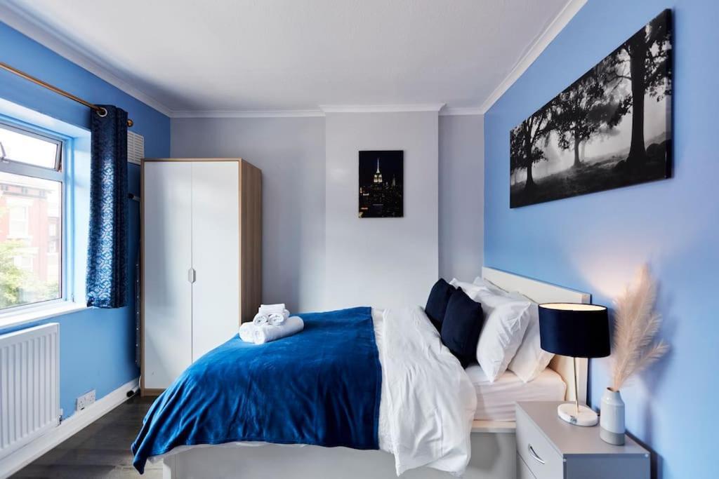 *Little Haven In Leeds* ¤Private Parking¤ Ensuite Leeds  Bagian luar foto